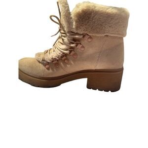 A New Day Women's Tan Faux Fur Hiking Boots Size 8.5 Winter Combat